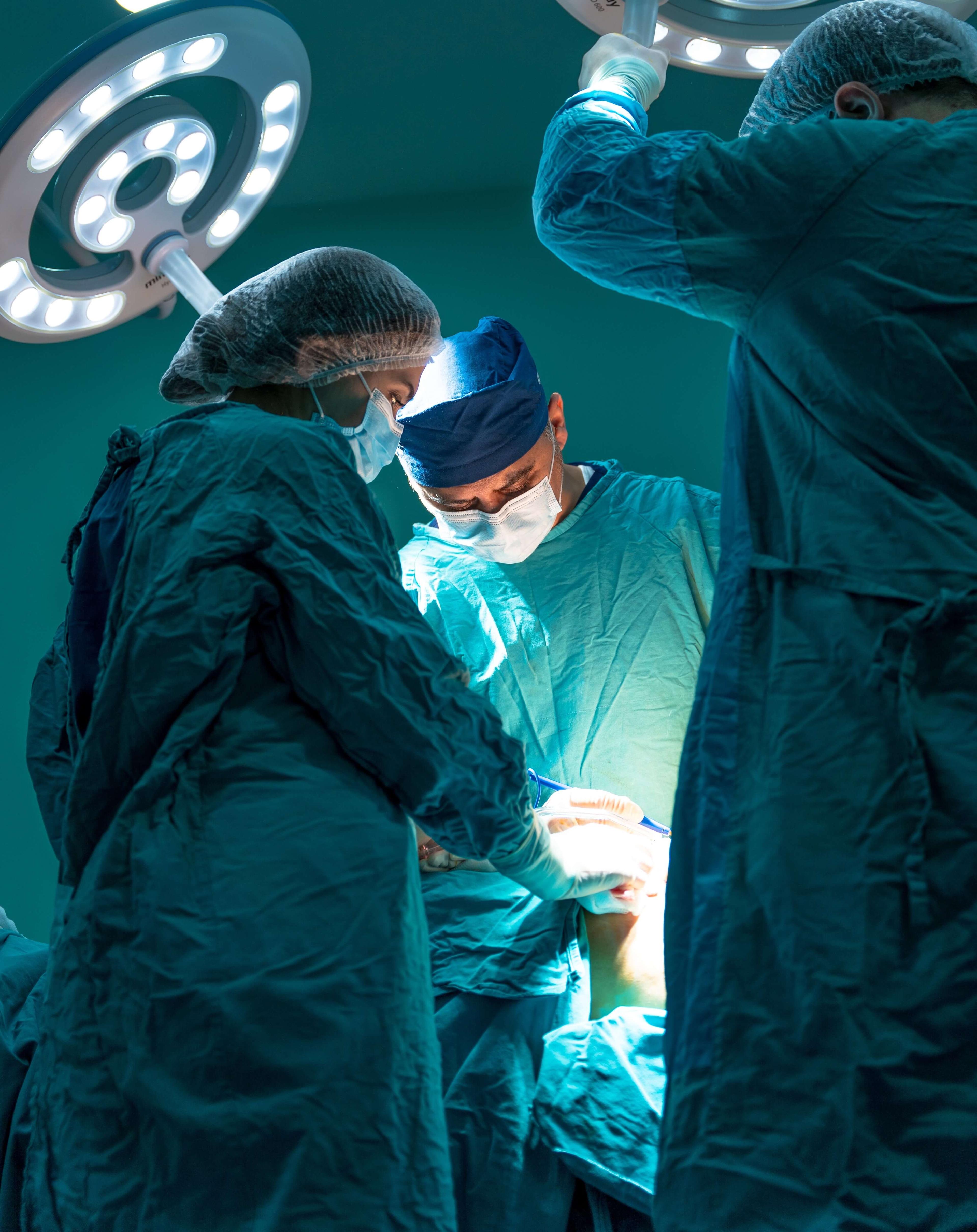 Ýurdumyzda böwrek transplantasiýa operasiýalary yzygiderli geçirilýär