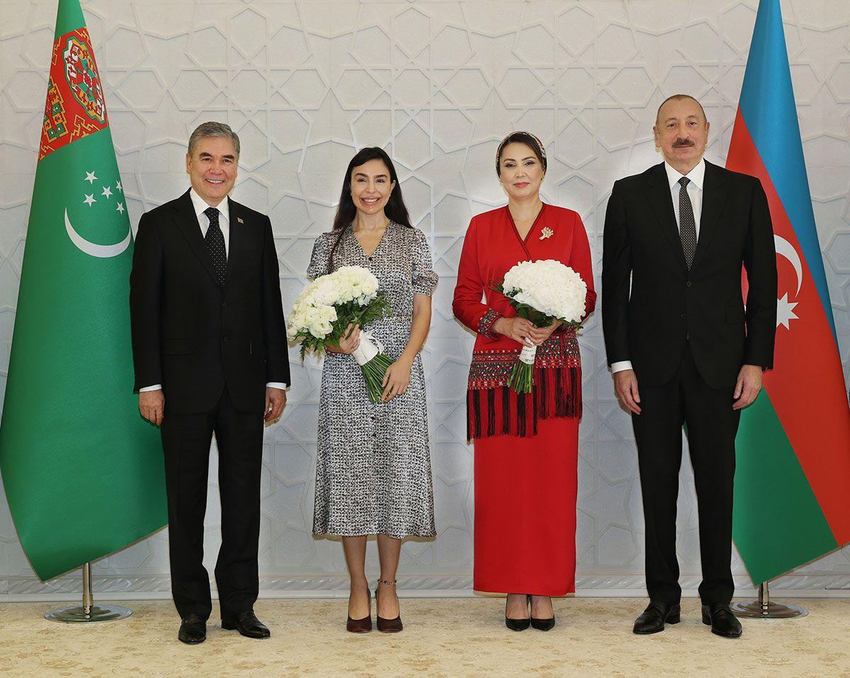 Baku şäherinde Türkmenistanyň we Azerbaýjanyň haýyr-sahawat gaznalarynyň wekilleriniň duşuşygy geçirildi
