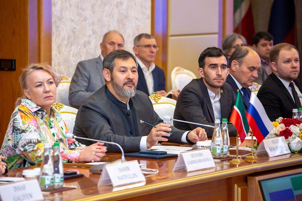 В Ашхабаде открылось 10-е заседание Туркмено-татарстанской рабочей группы