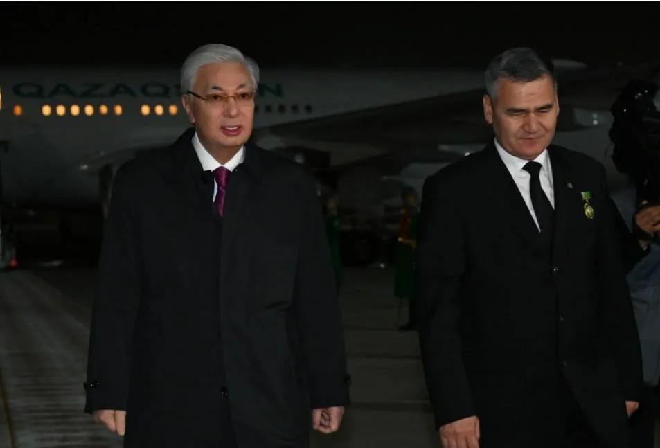 Gazagystanyň Prezidenti sapar bilen Aşgabada geldi