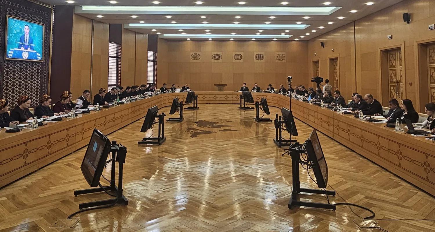 Türkmenistan bilen BMG-niň arasyndaky 2025-nji ýyl üçin hyzmatdaşlygyň Çarçuwaly maksatnamasynyň gazananlary ara alnyp maslahatlaşyldy