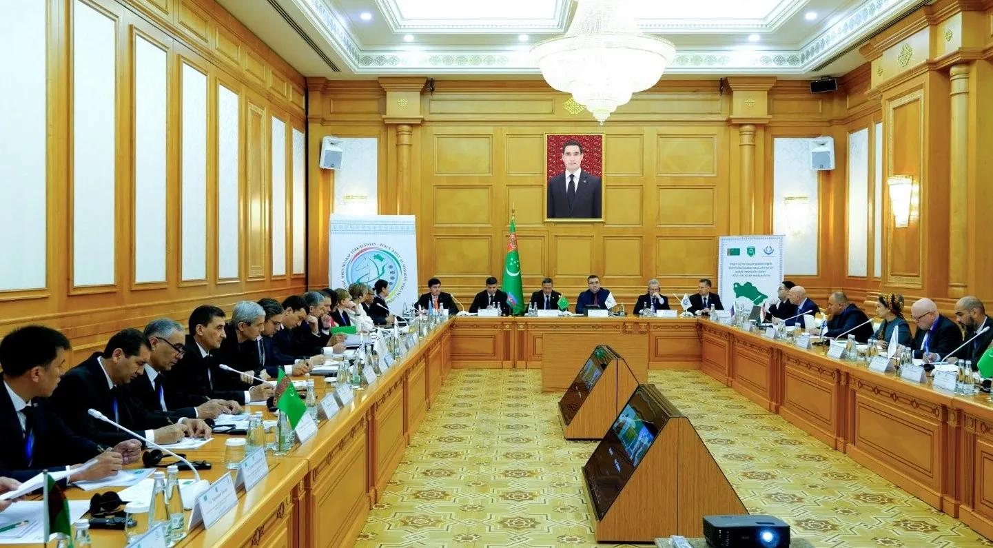 Aşgabatda gümrük işinde özara hyzmatdaşlygy güýçlendirmek boýunça halkara forumy geçirildi